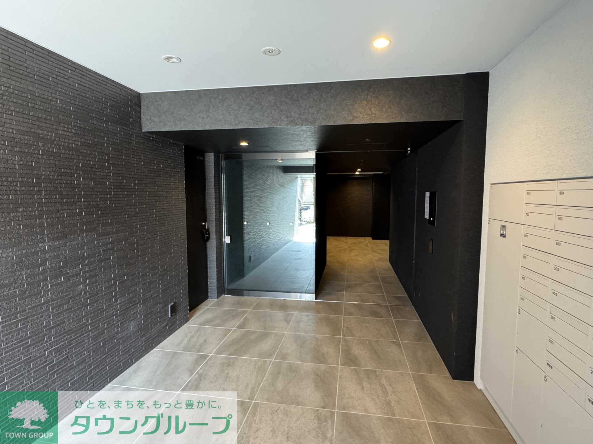 建物エントランス