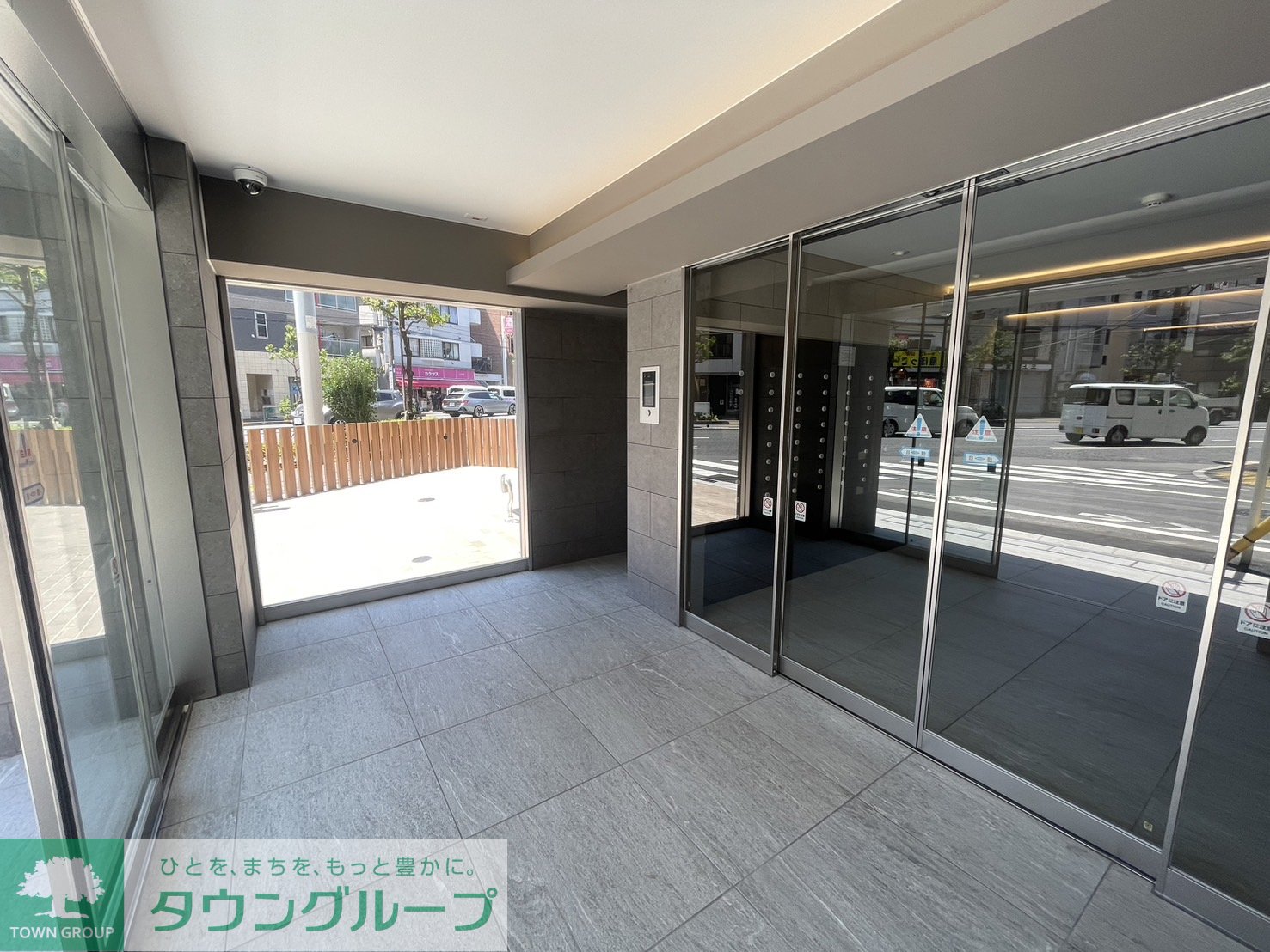 建物エントランス