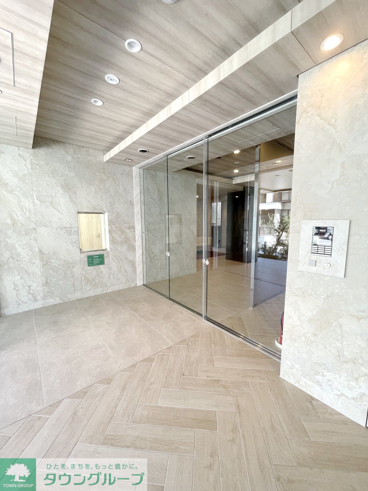 建物エントランス