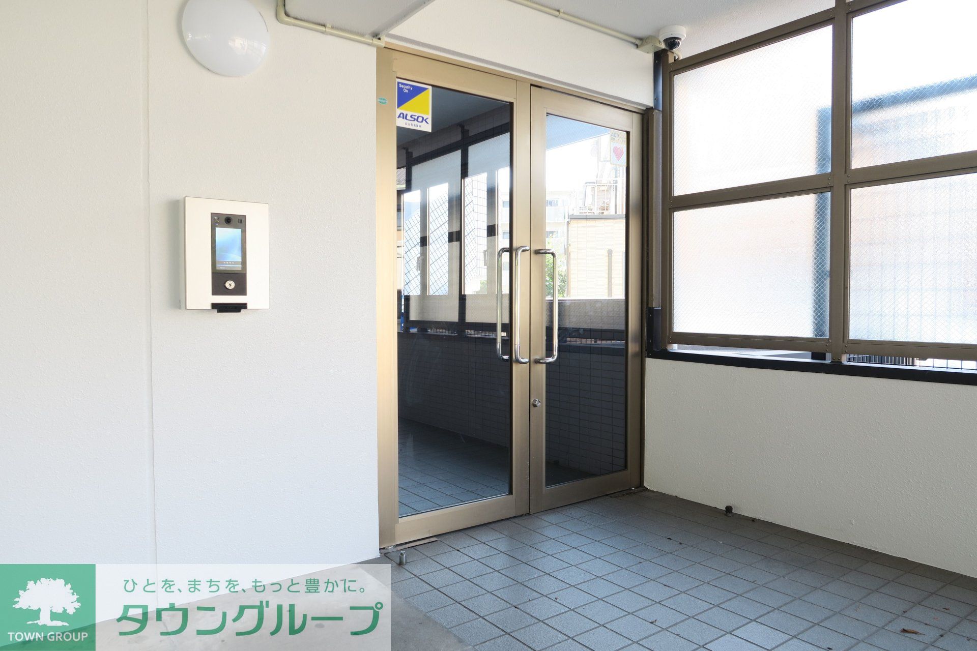 建物エントランス