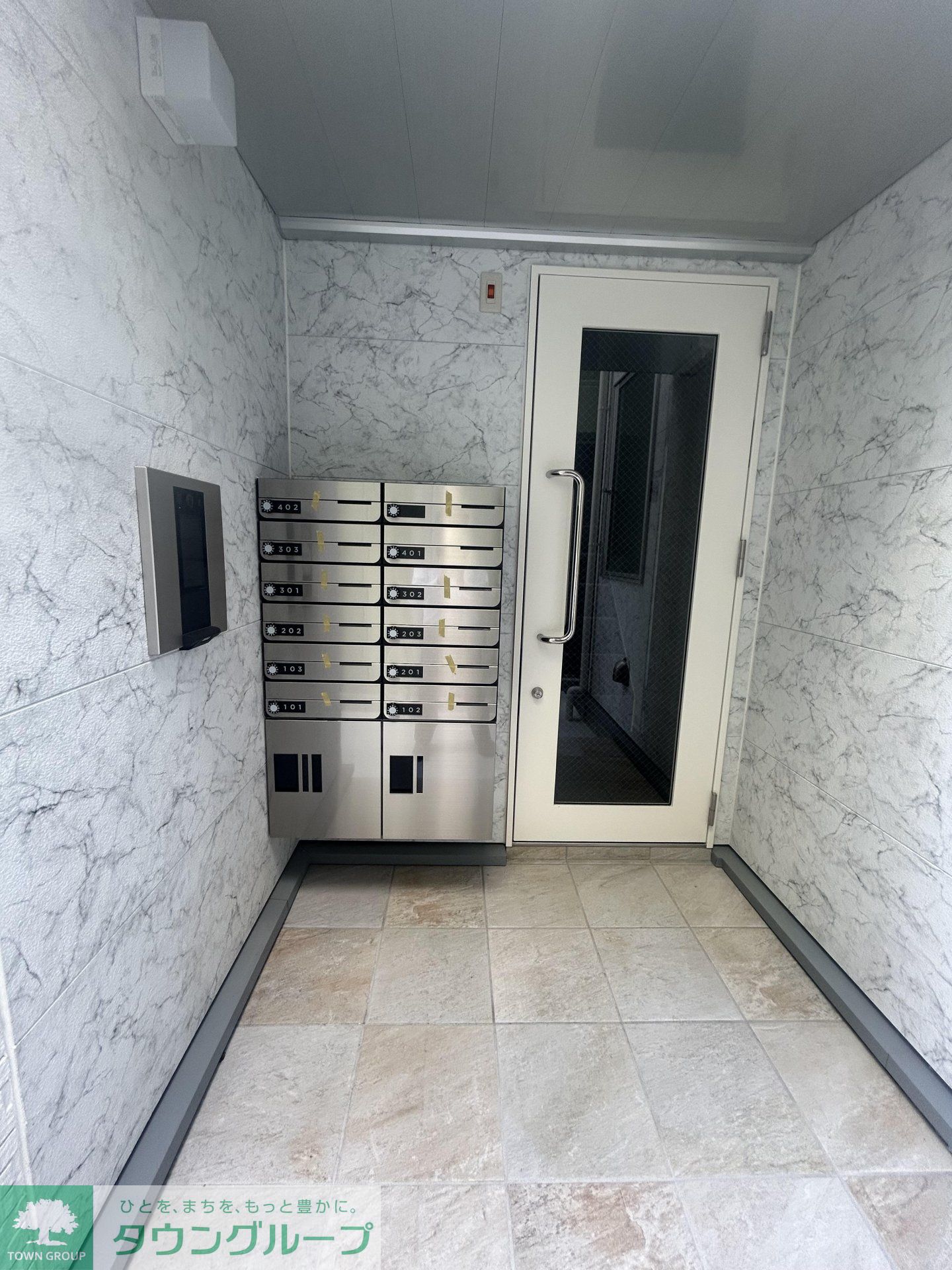 建物エントランス