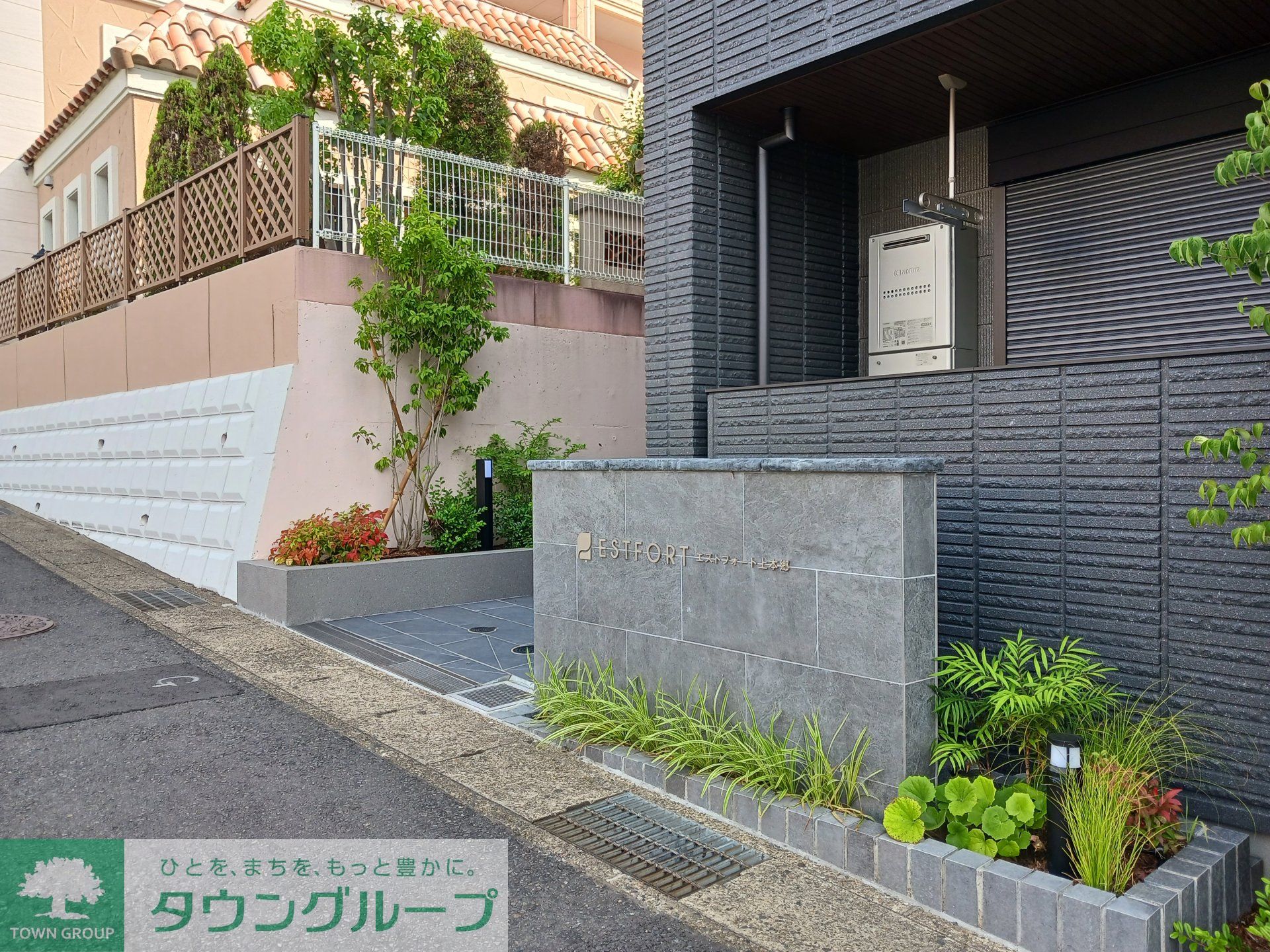 建物エントランス