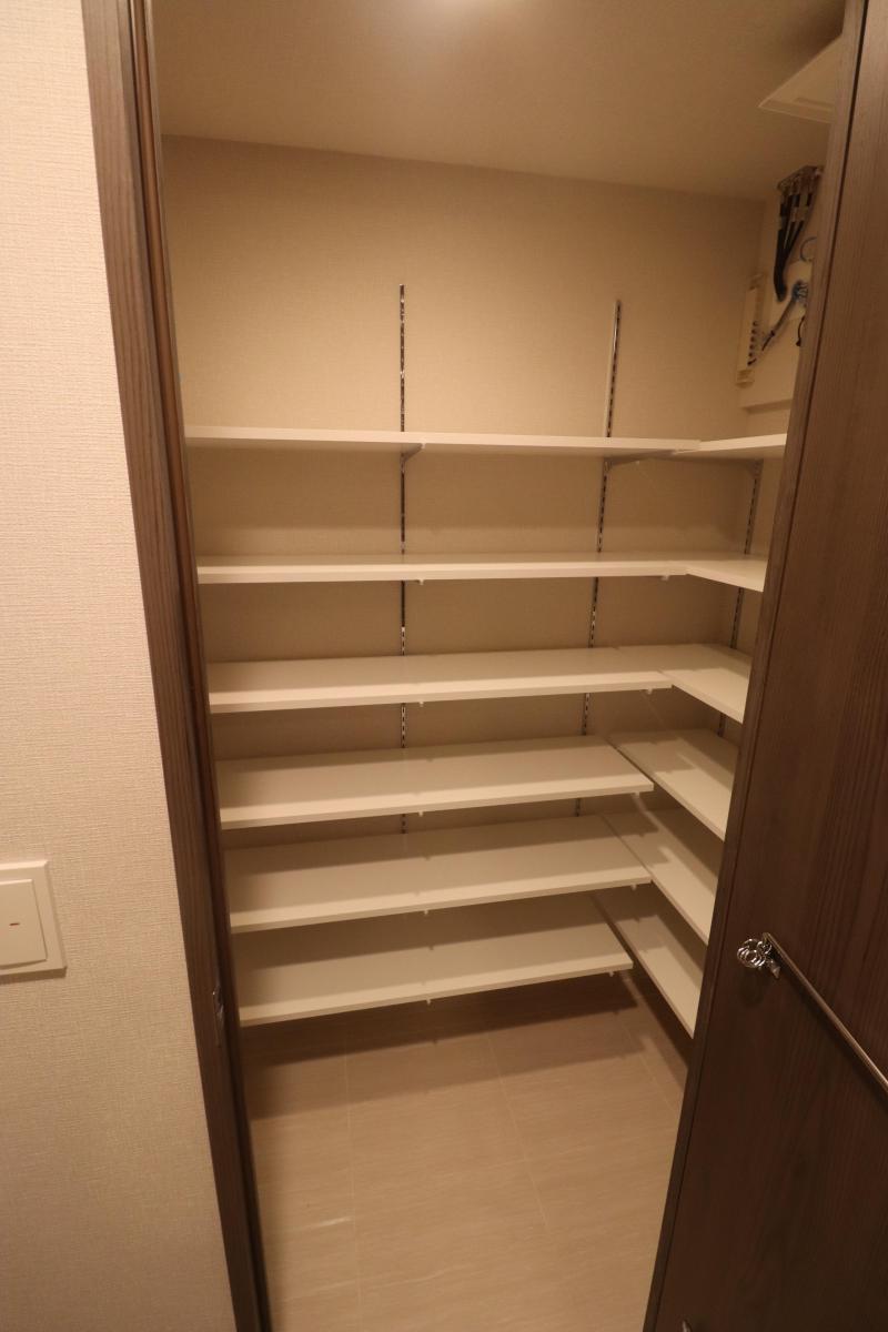 収納