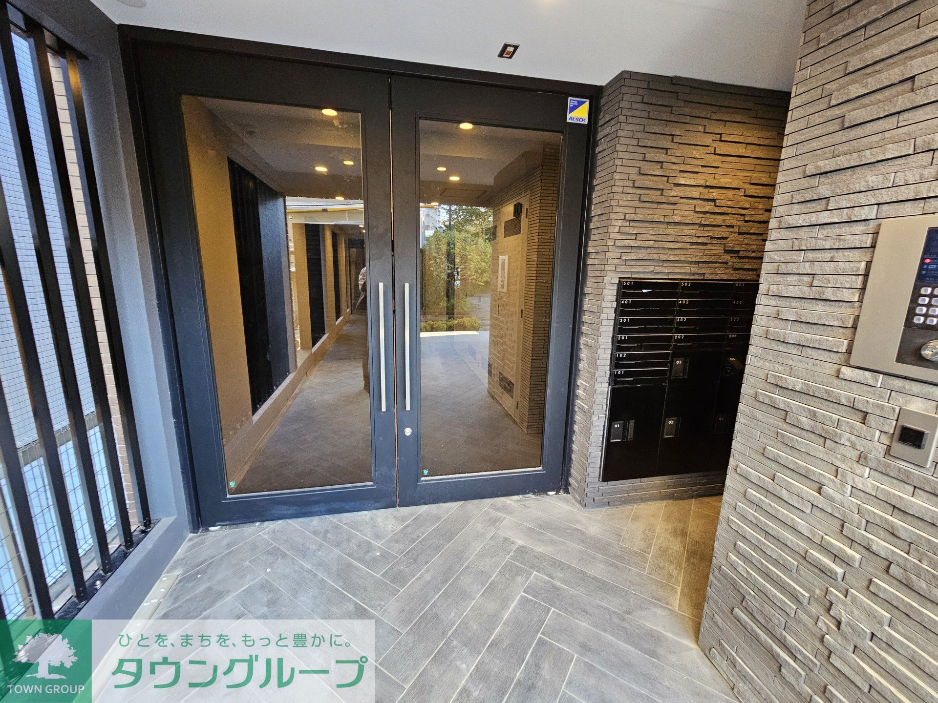 建物エントランス