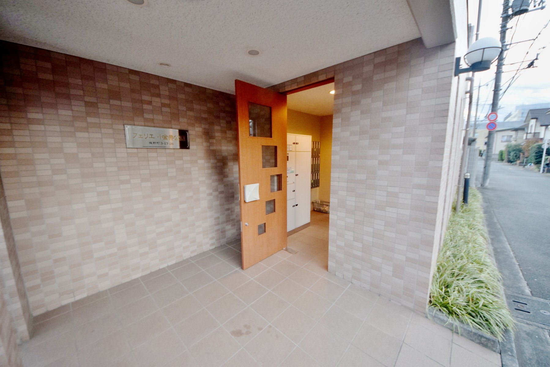 建物エントランス