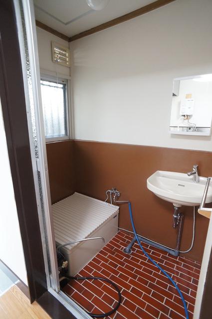 シャワールーム