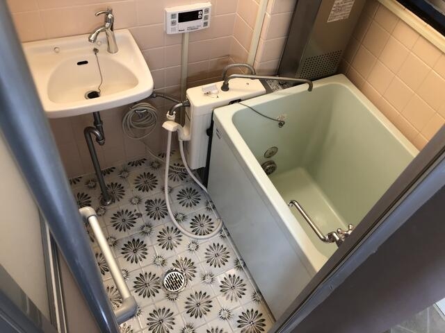 シャワールーム