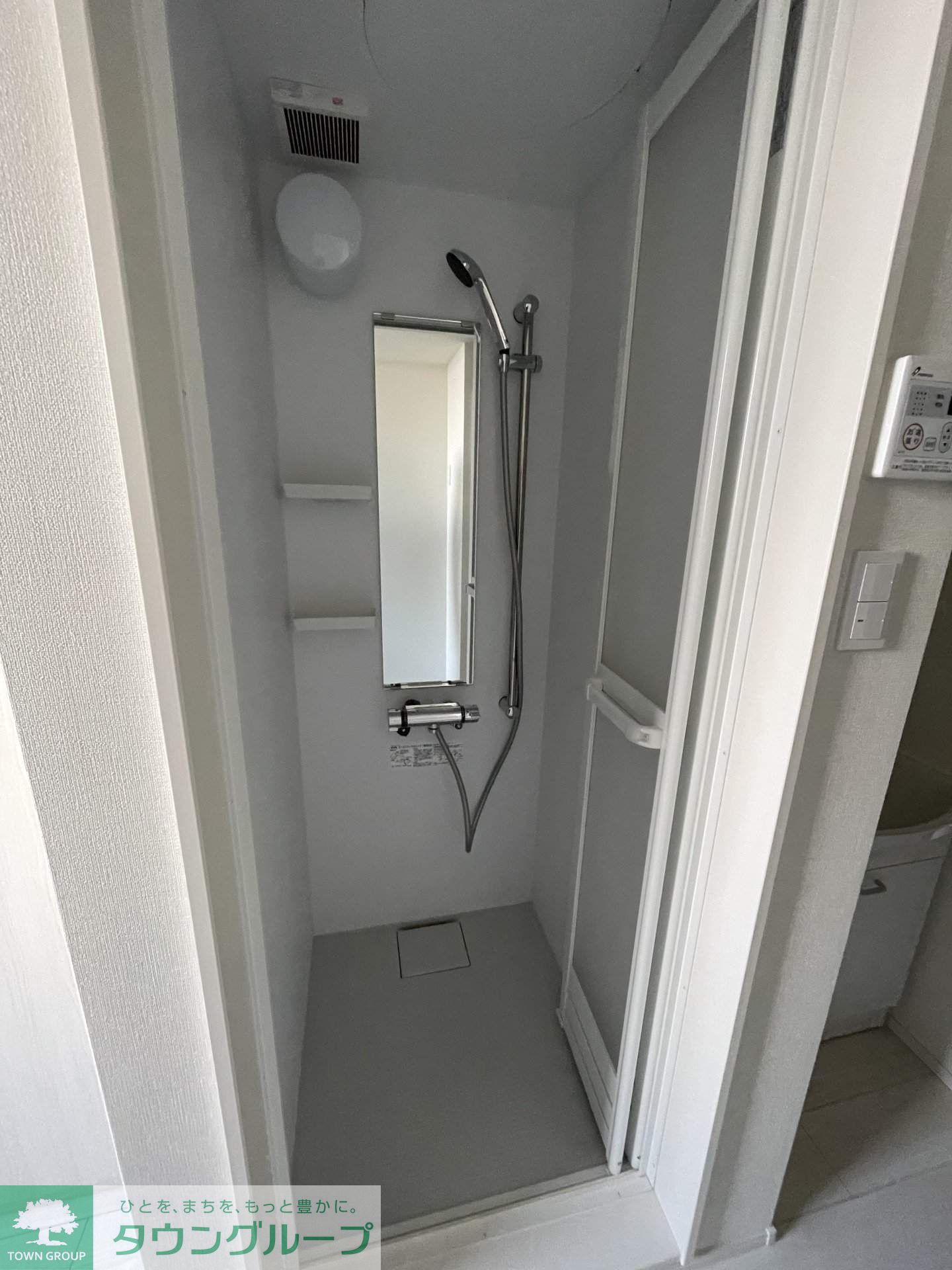 シャワールーム