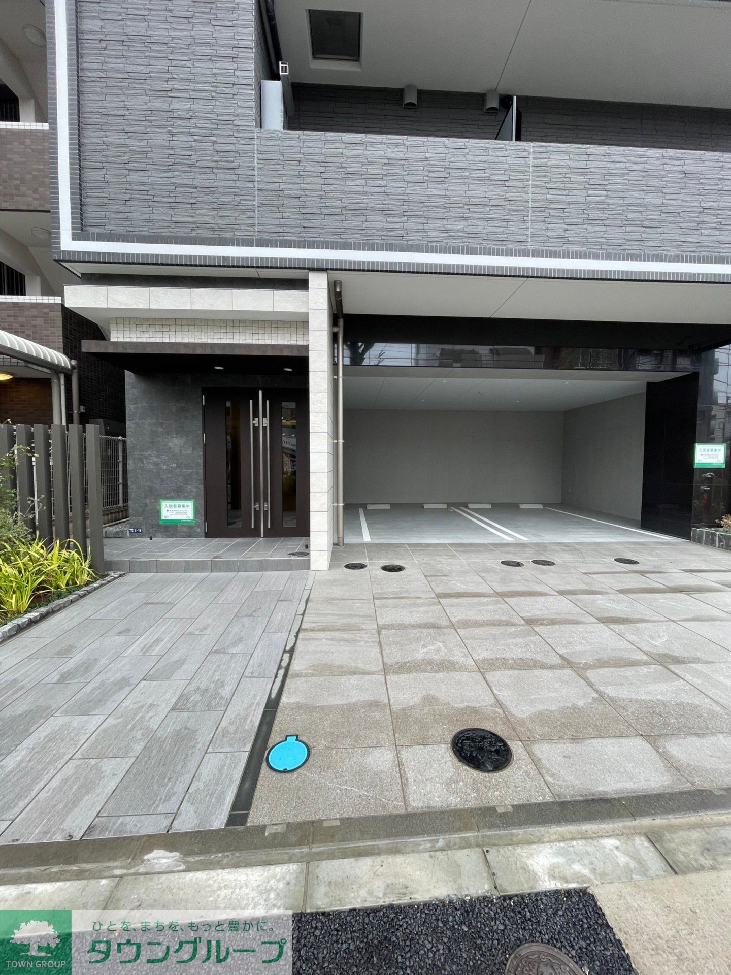 建物エントランス