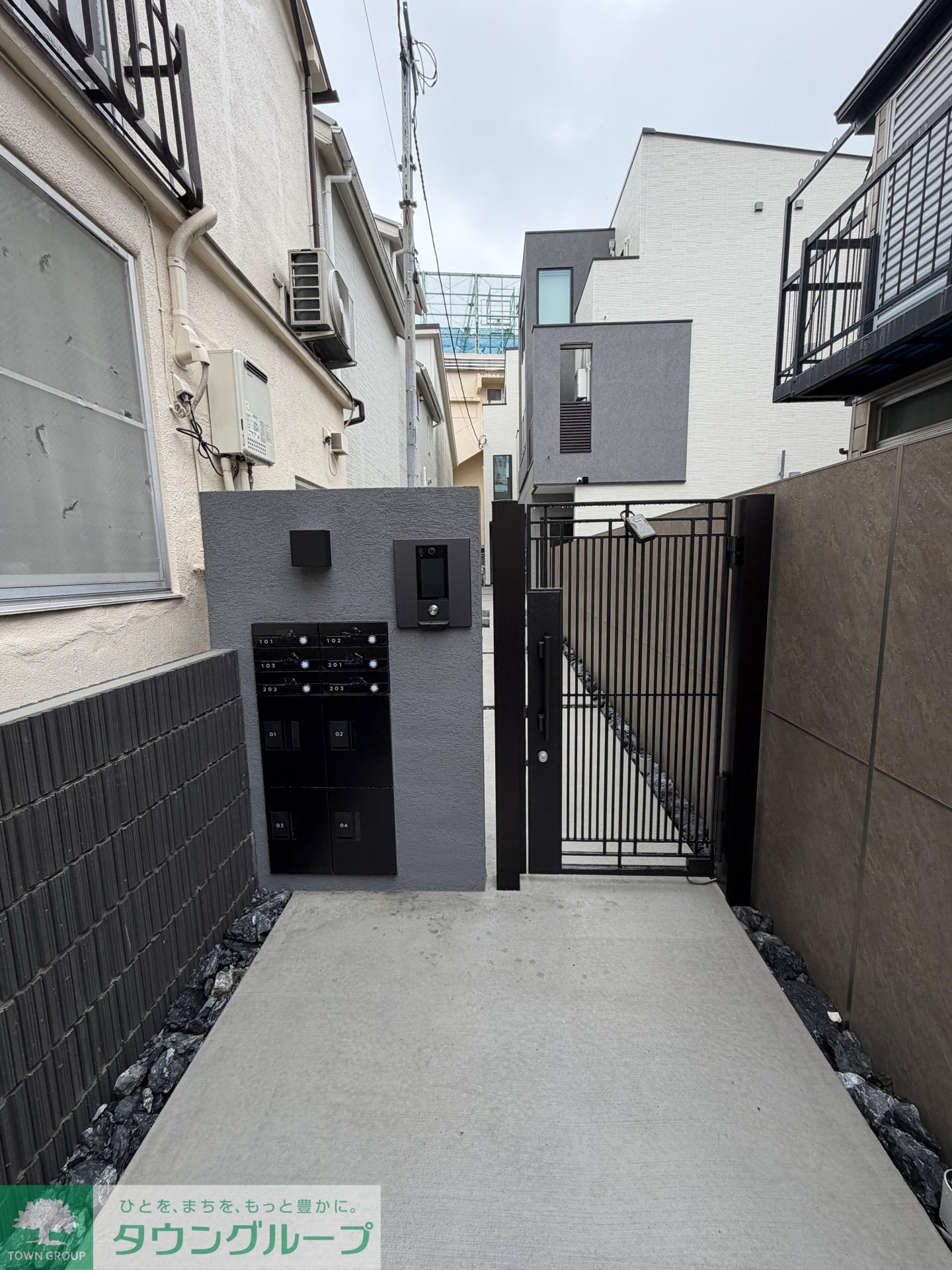建物エントランス