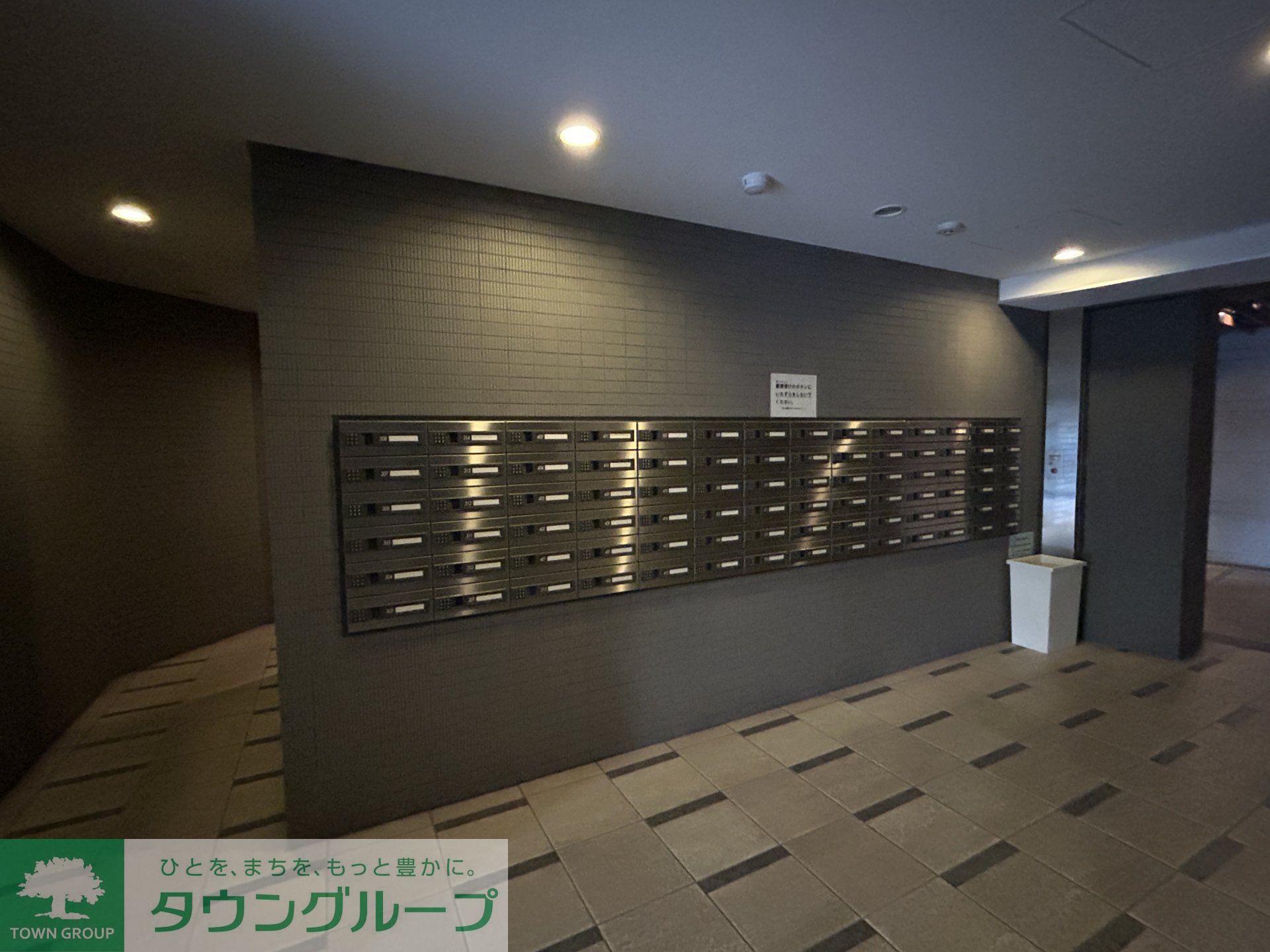 建物エントランス