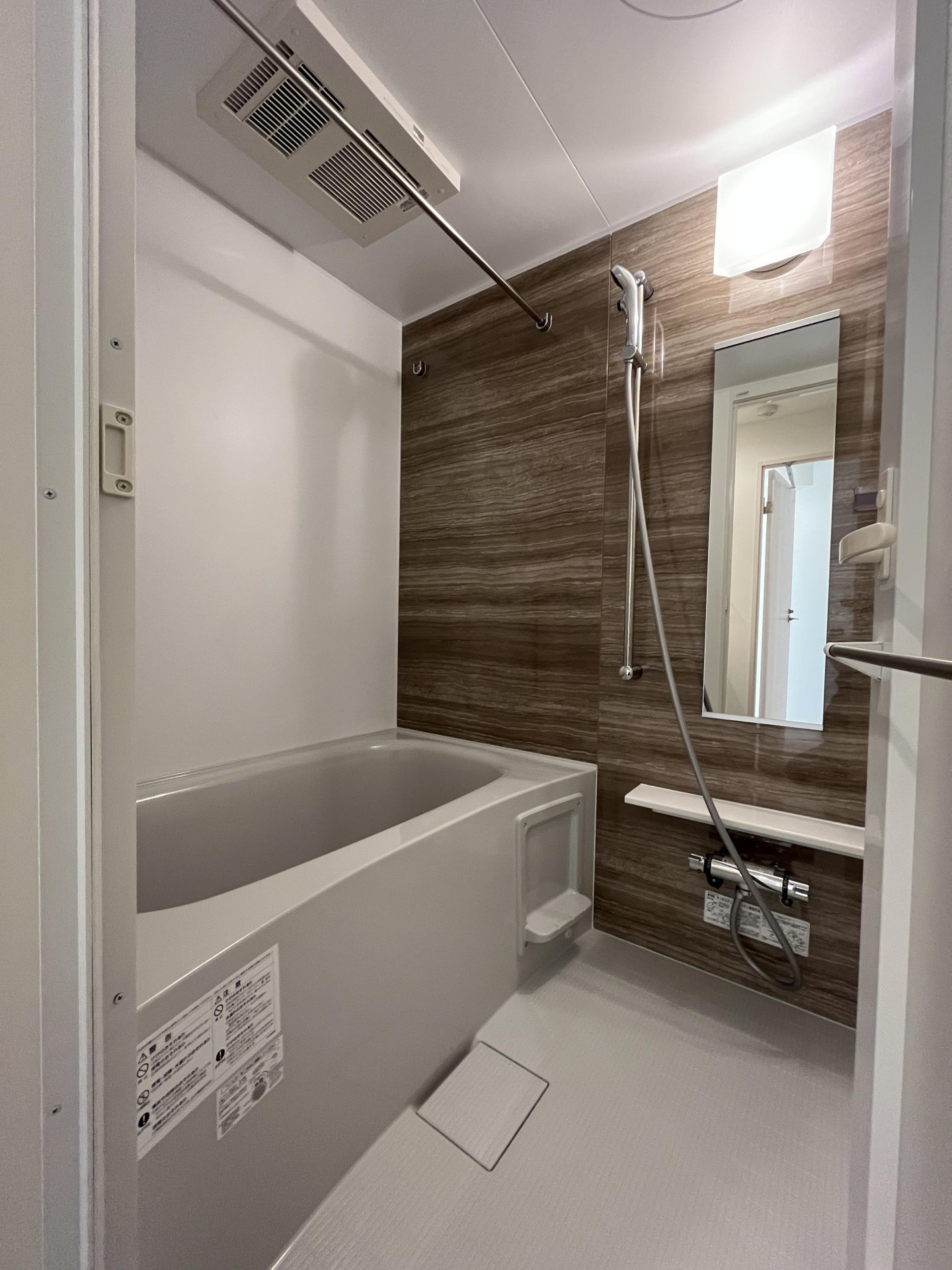 シャワールーム