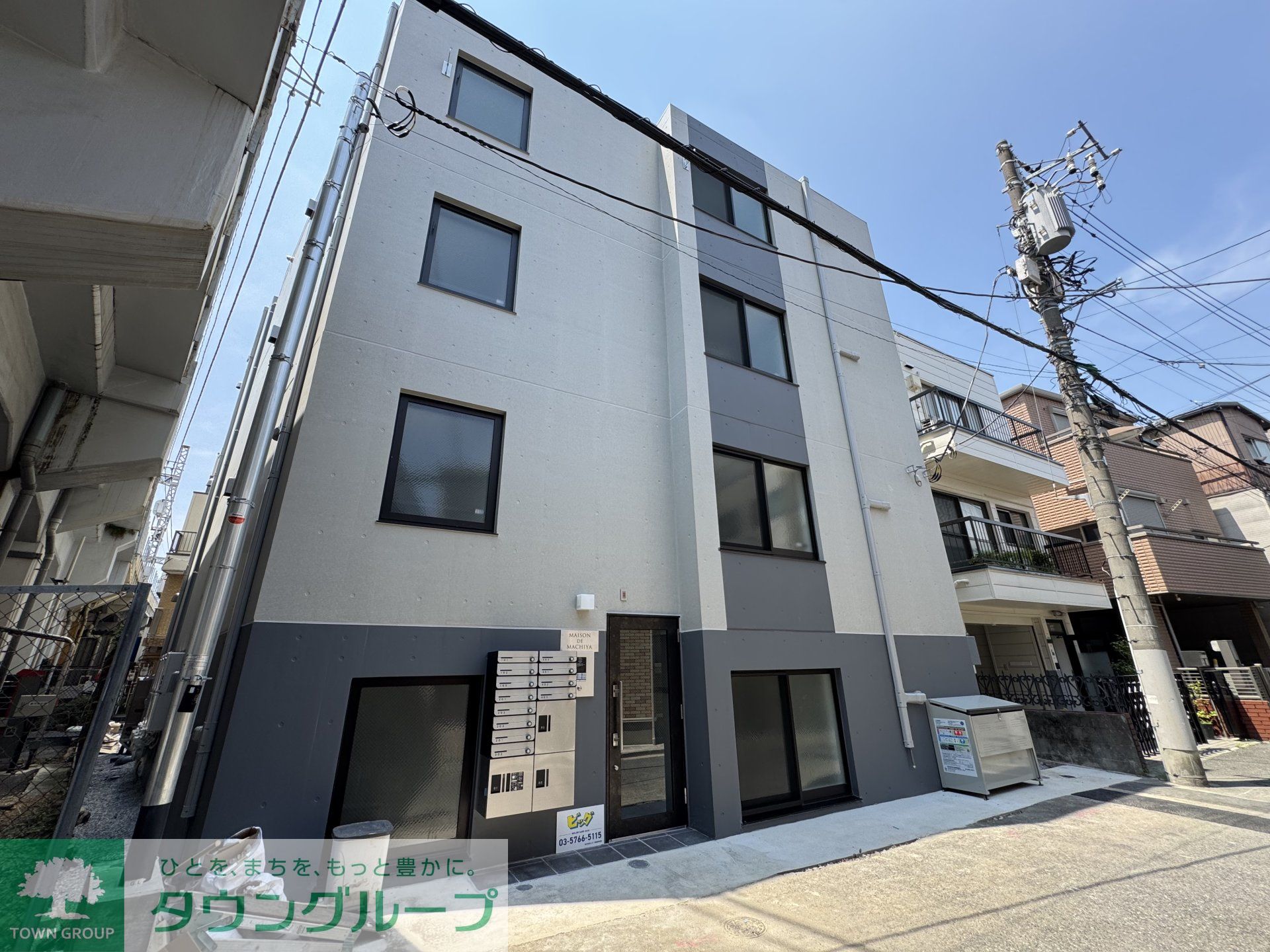 建物エントランス