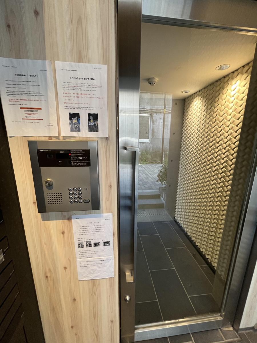 建物エントランス