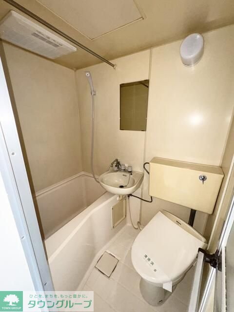 シャワールーム