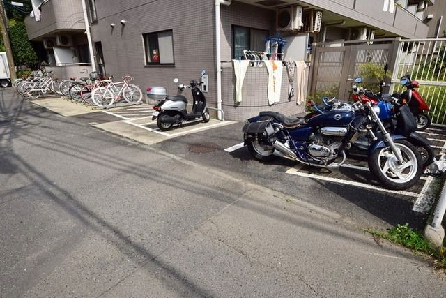 その他