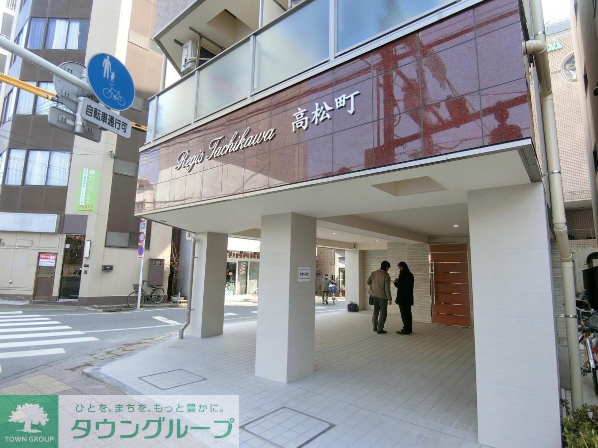 建物エントランス