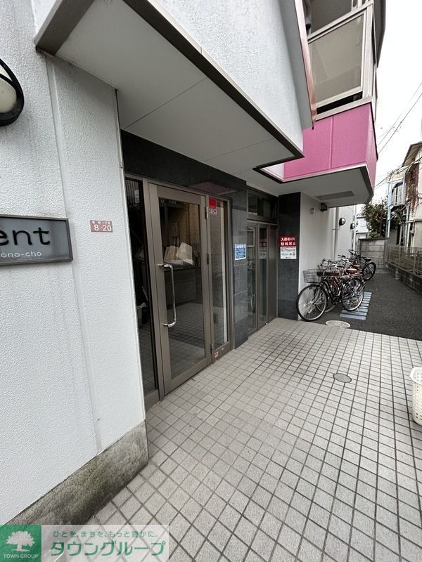 建物エントランス