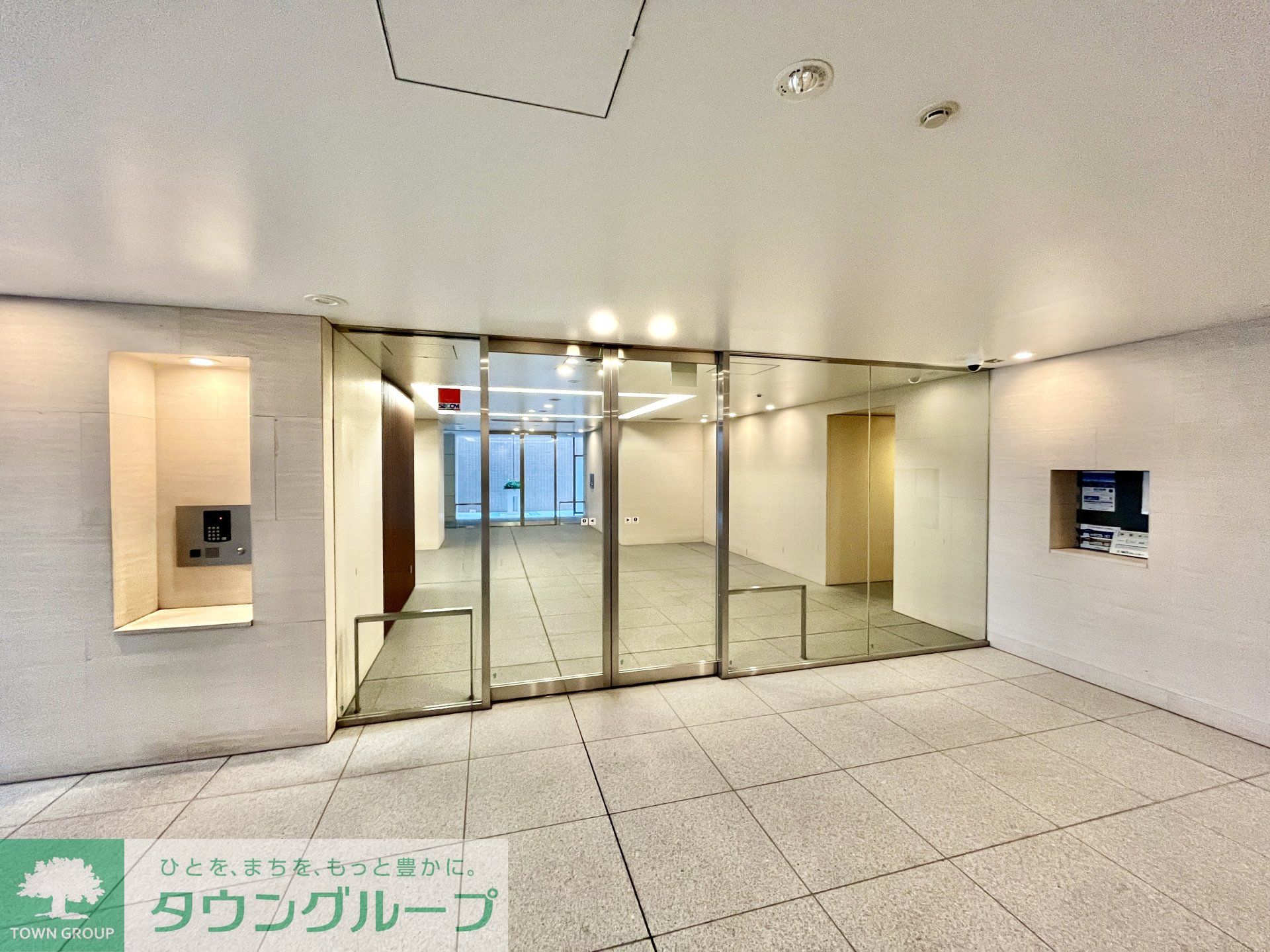 建物エントランス