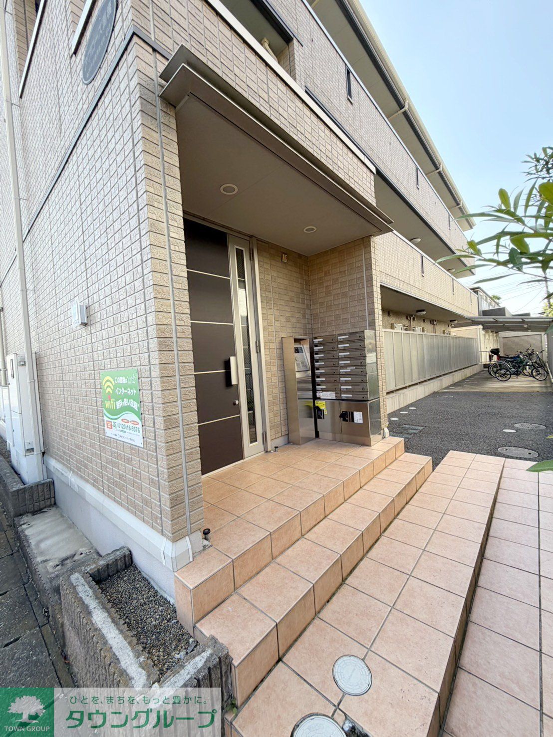 建物エントランス