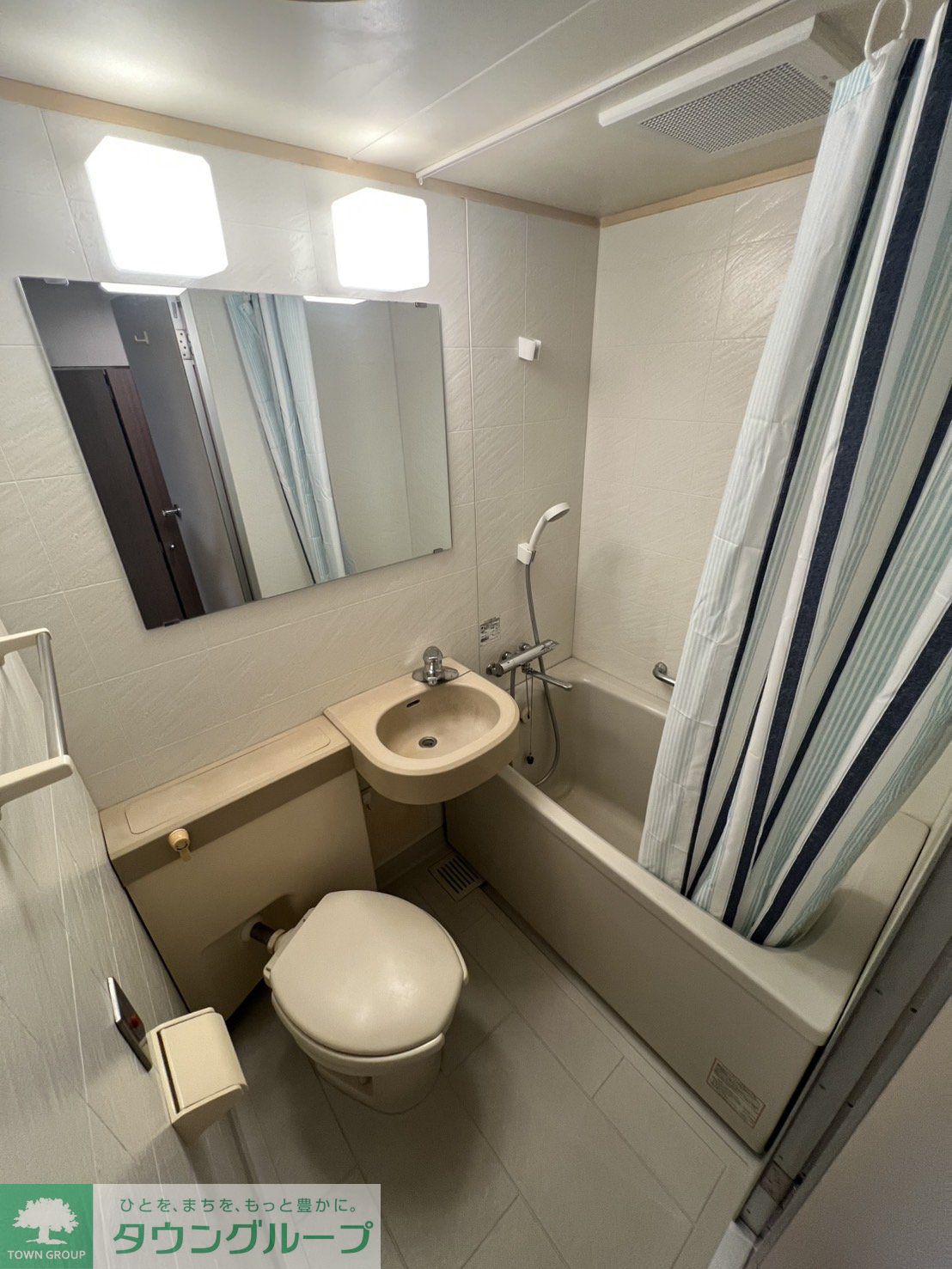 シャワールーム