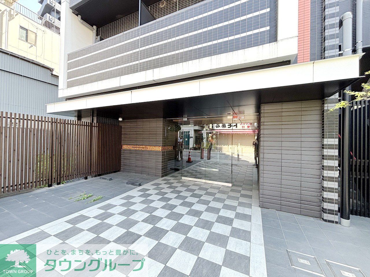 建物エントランス