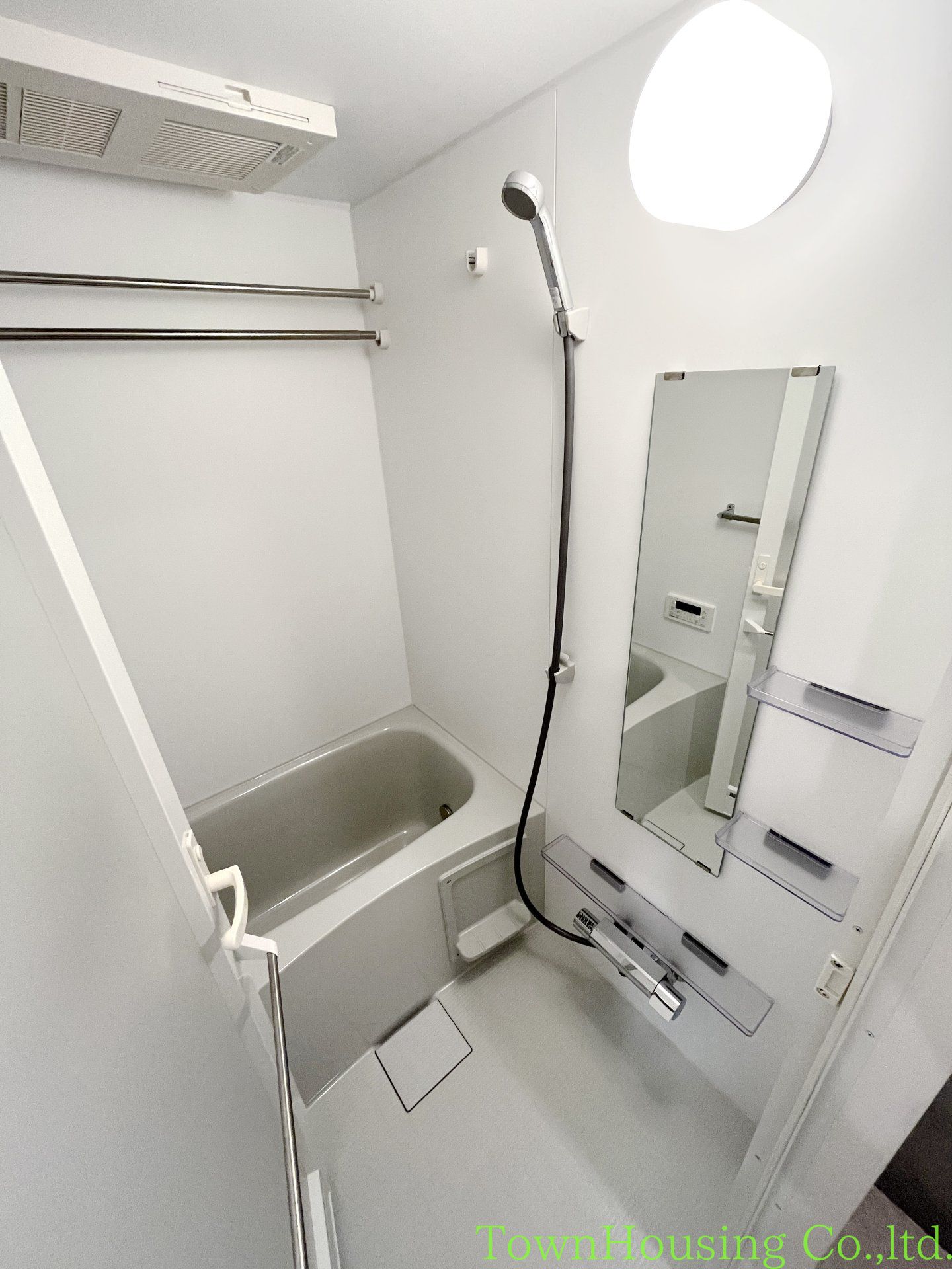 シャワールーム