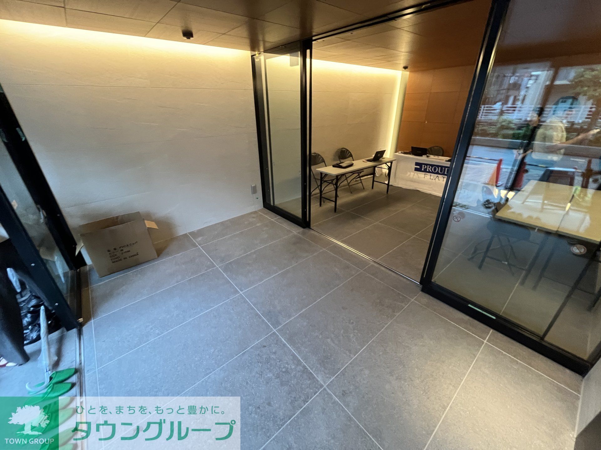 建物エントランス