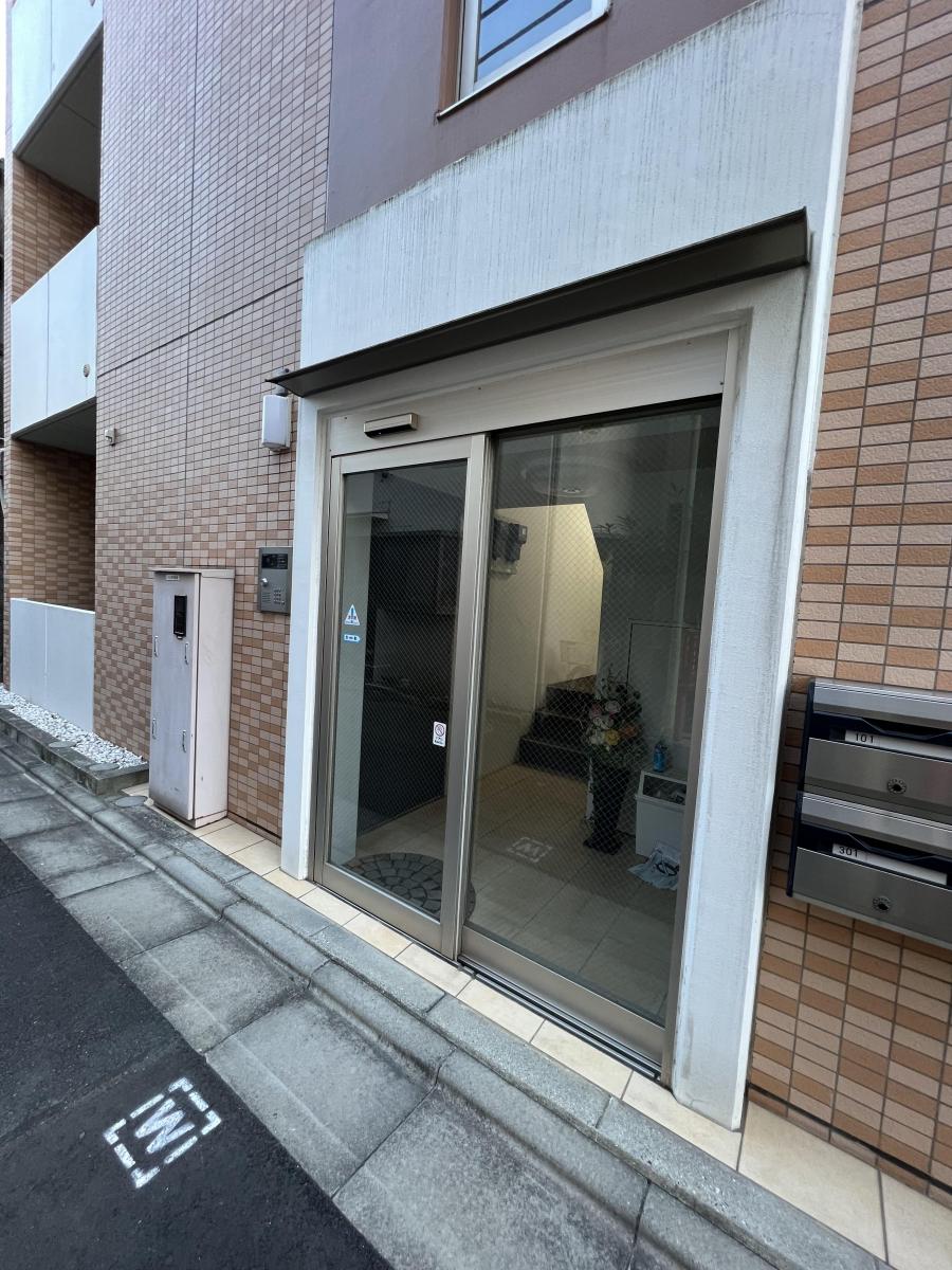 建物エントランス