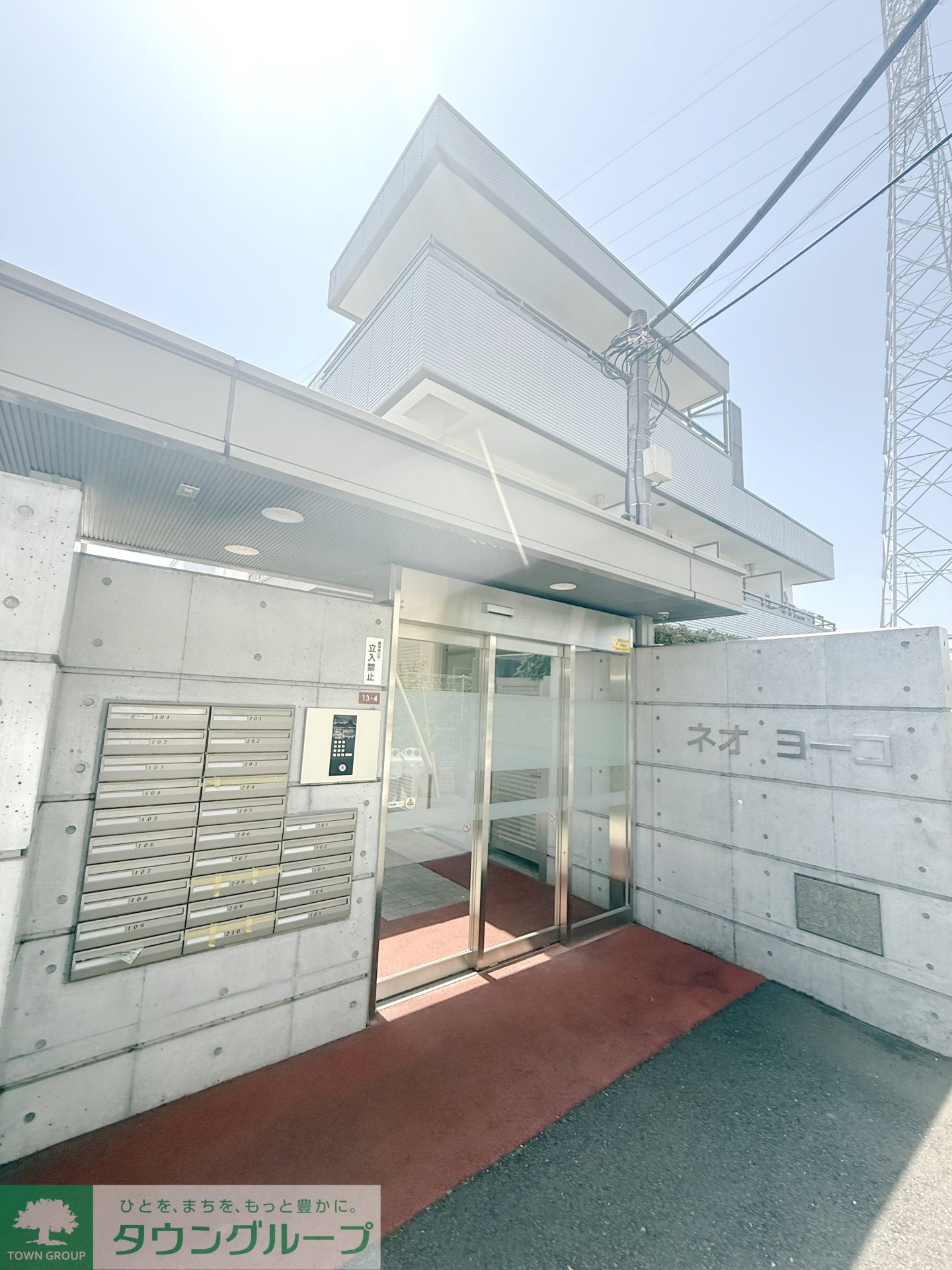 建物エントランス