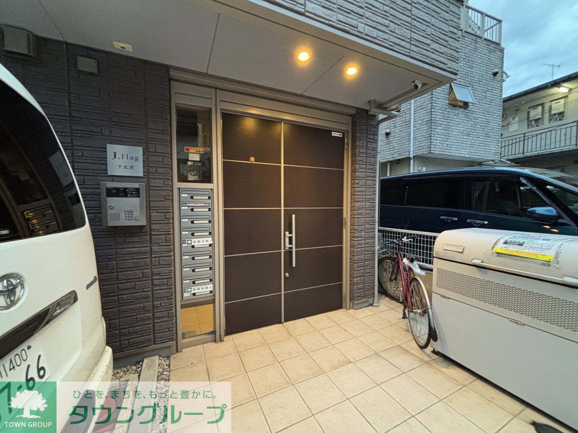 建物エントランス