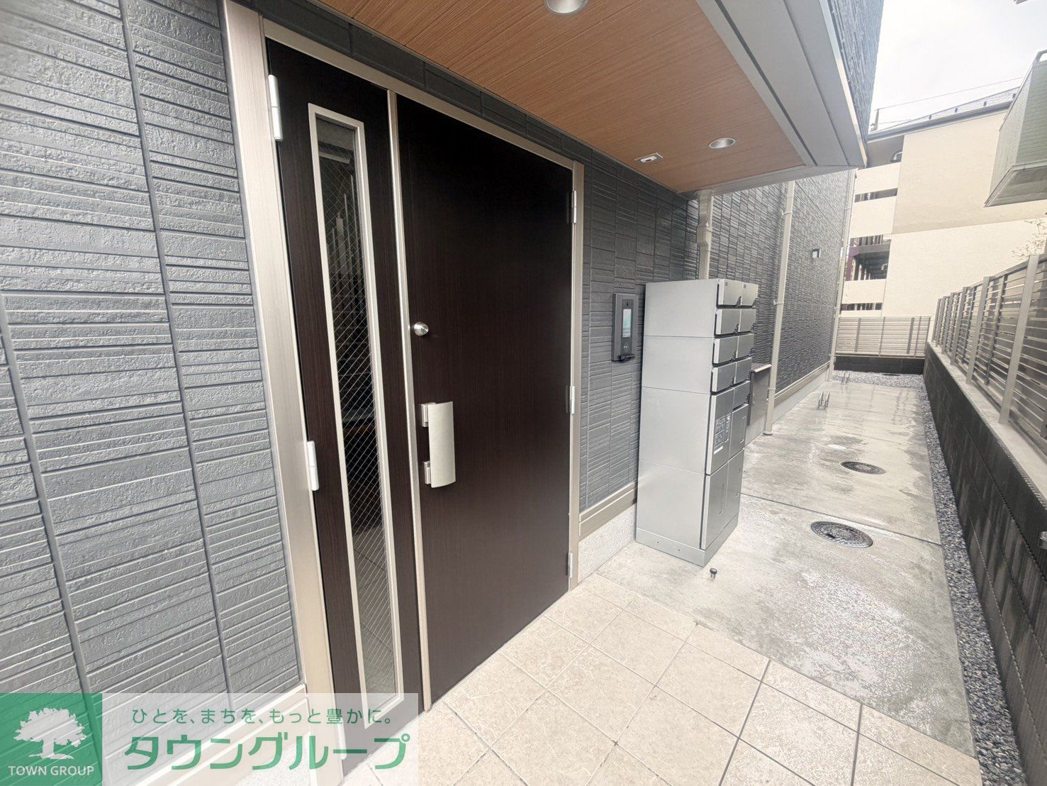 建物エントランス