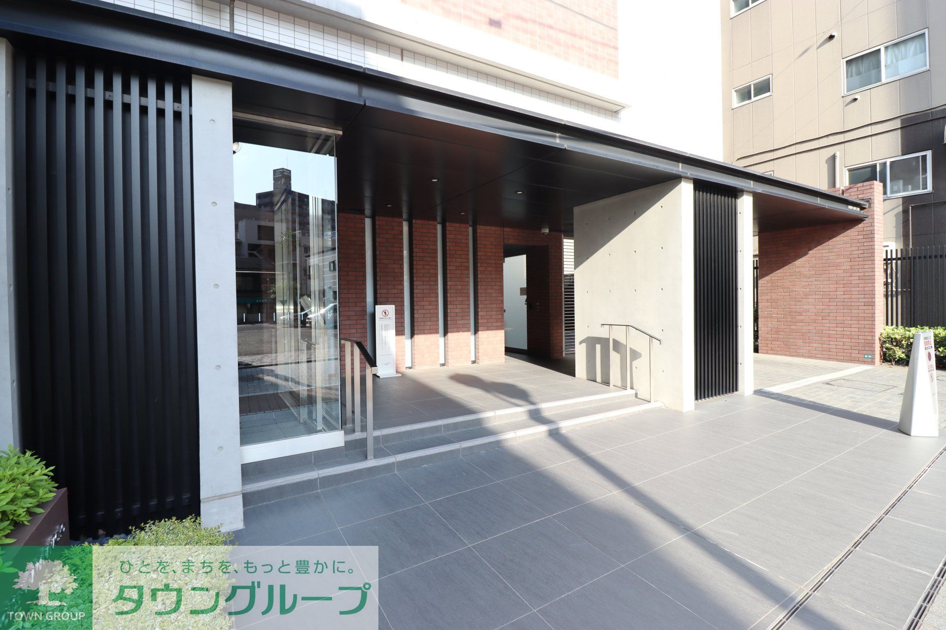 建物エントランス