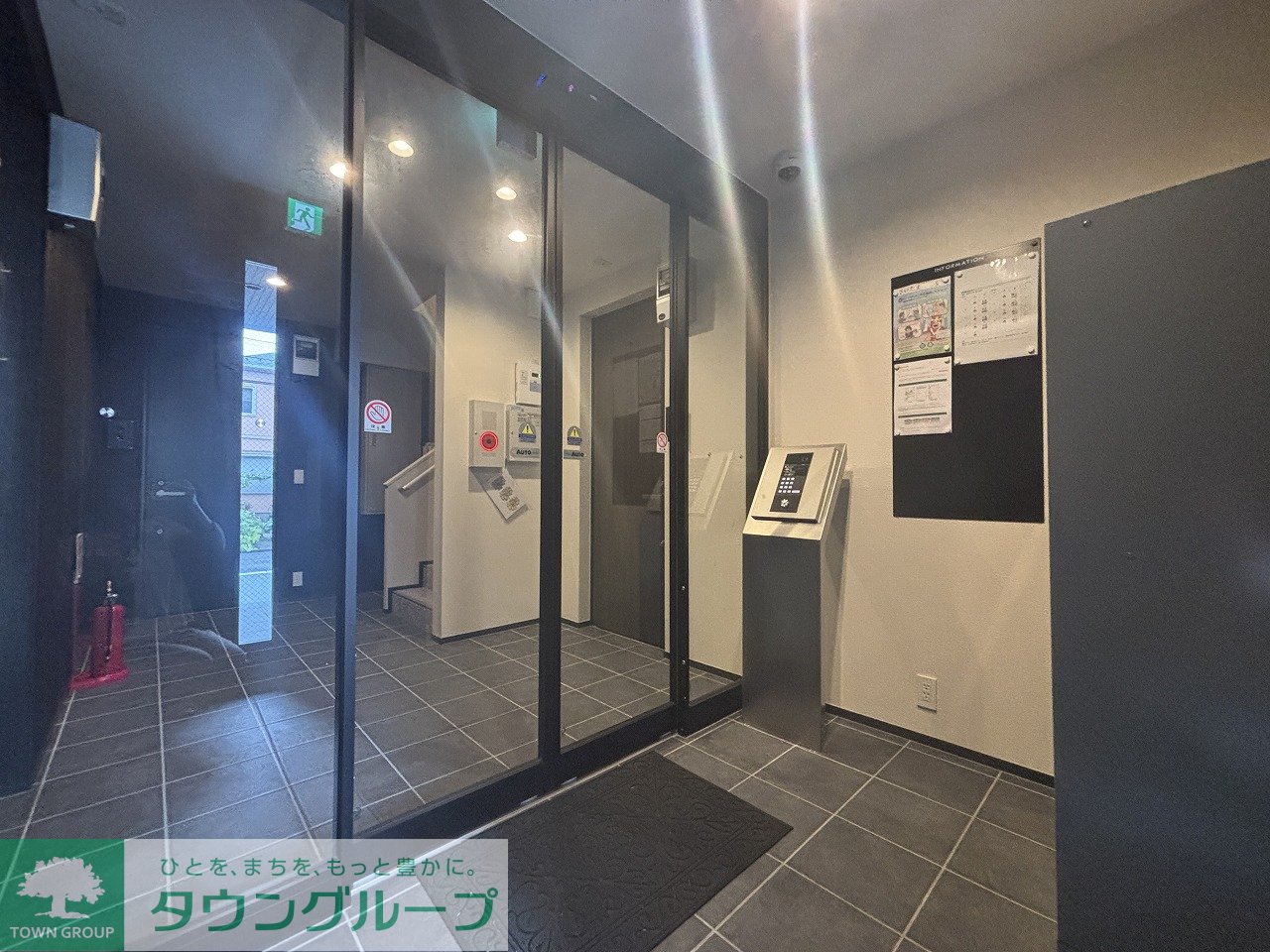 建物エントランス