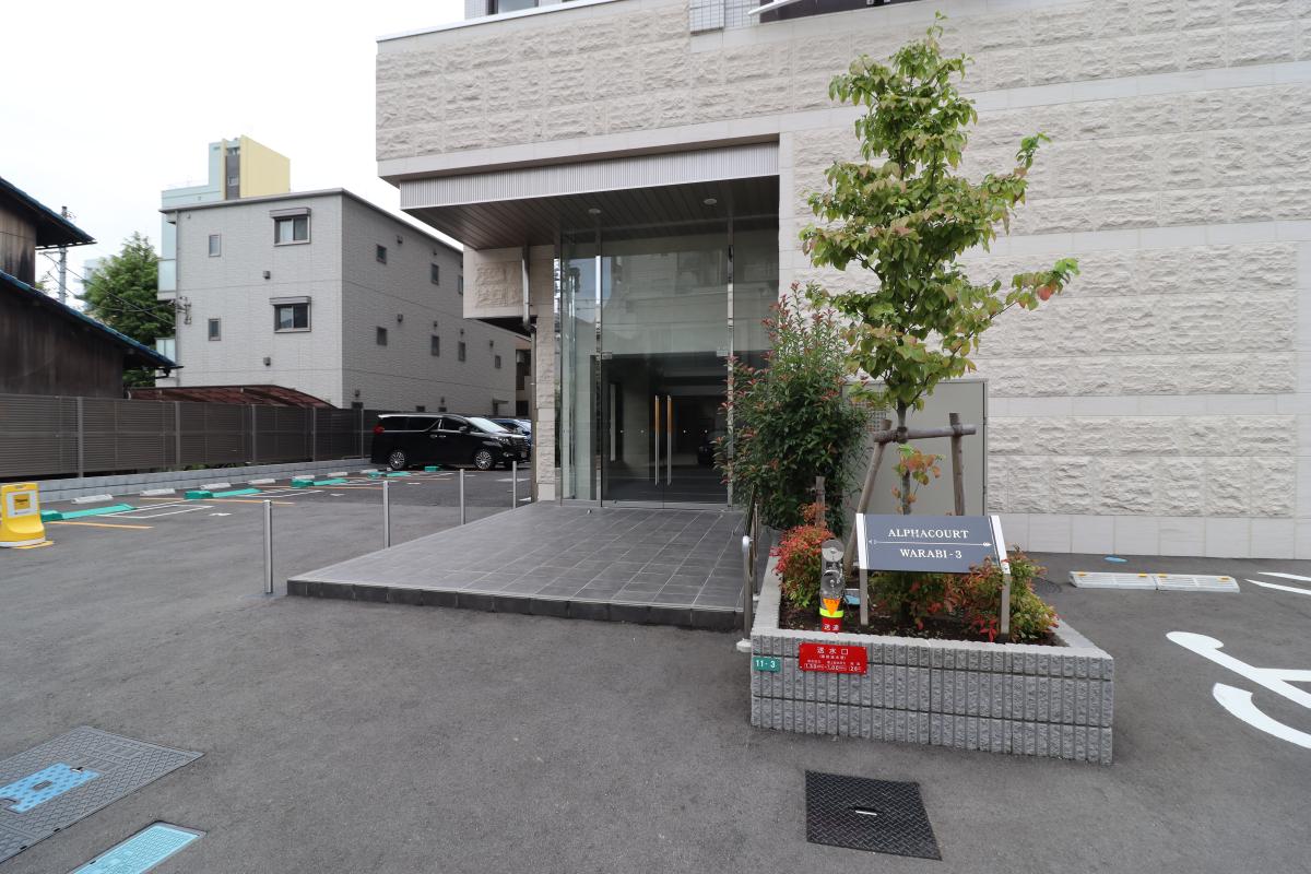 建物エントランス