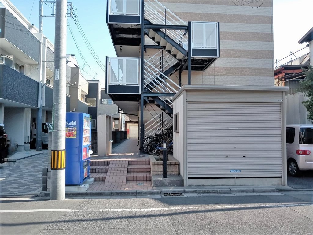 建物エントランス