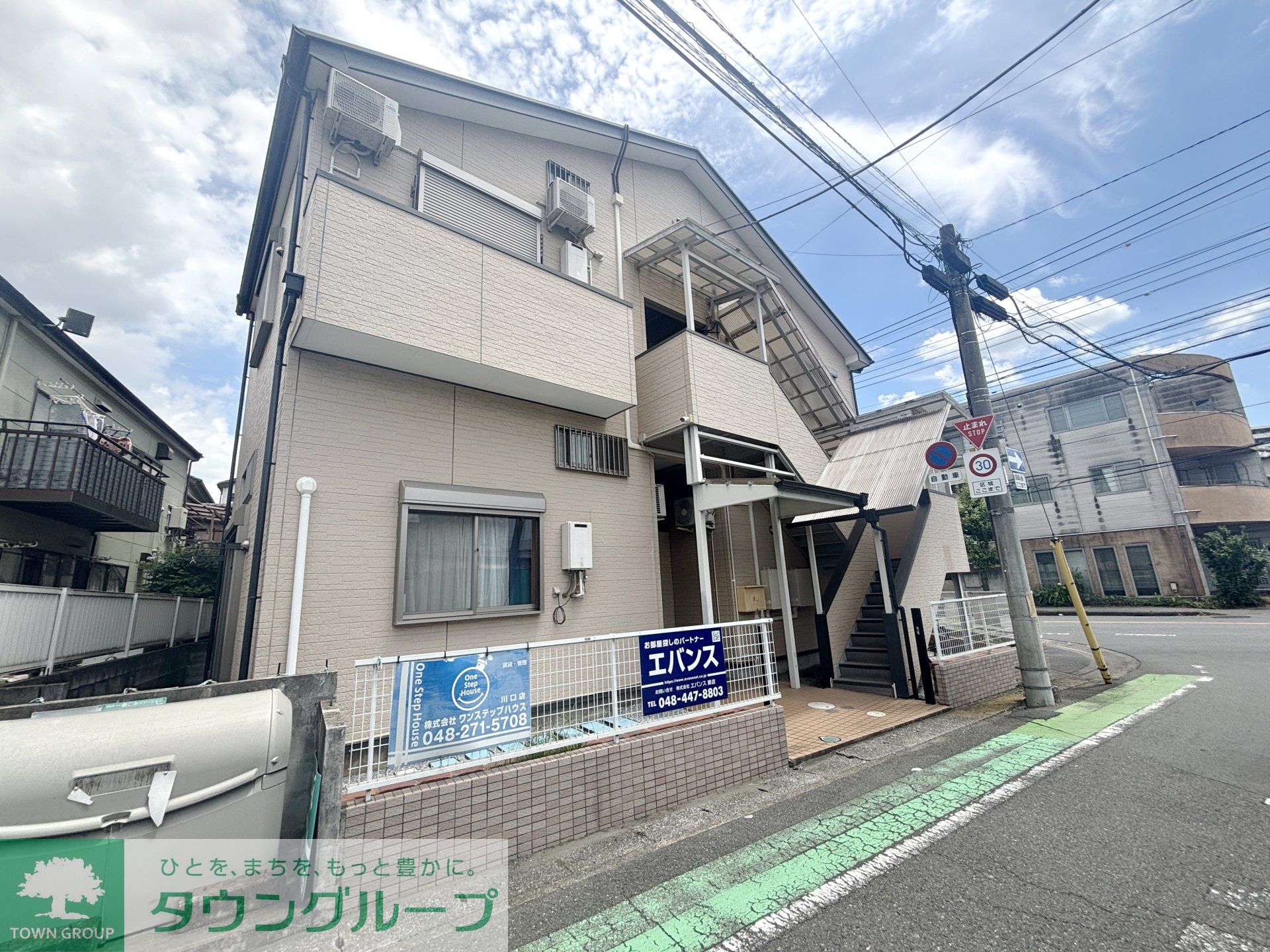 建物エントランス