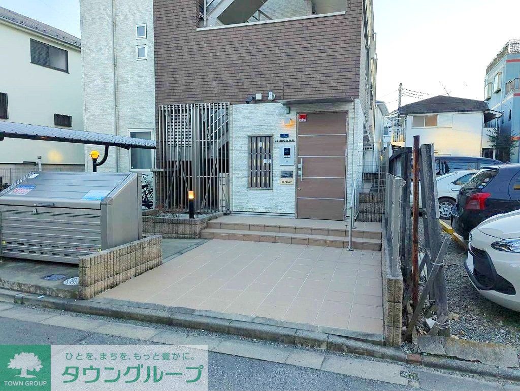 建物エントランス