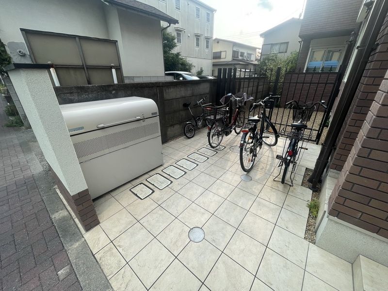その他