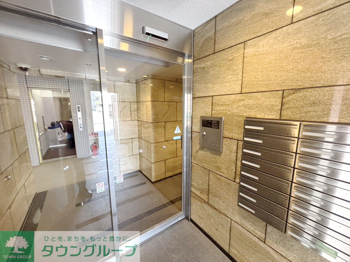 建物エントランス