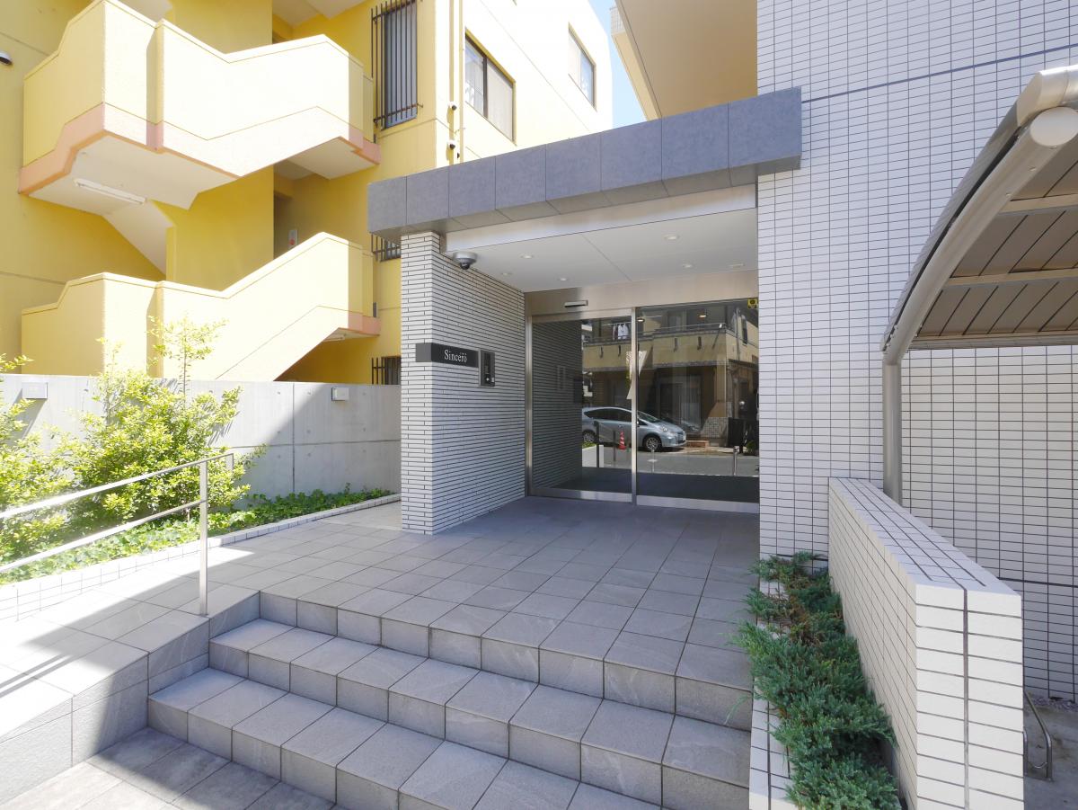 建物エントランス