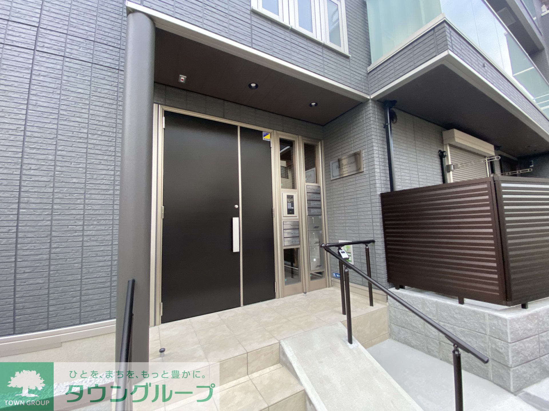 建物エントランス