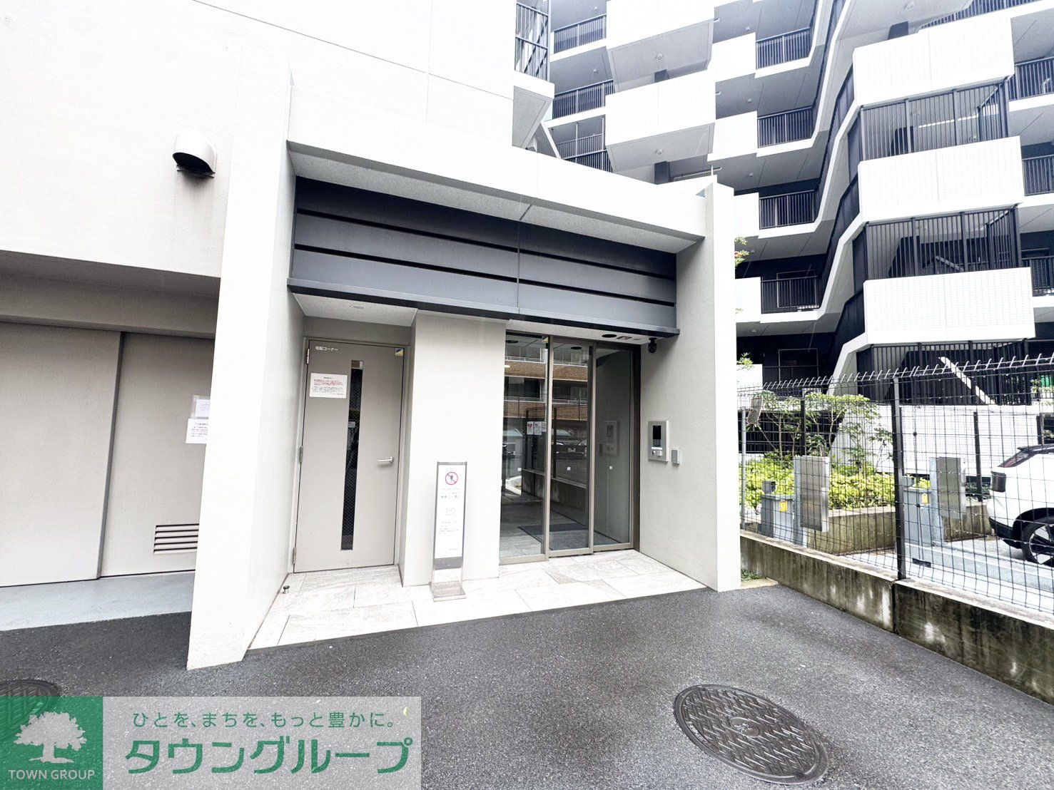 建物エントランス