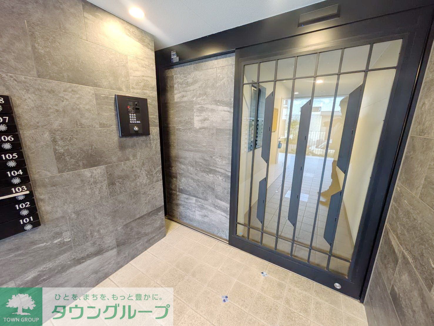 建物エントランス