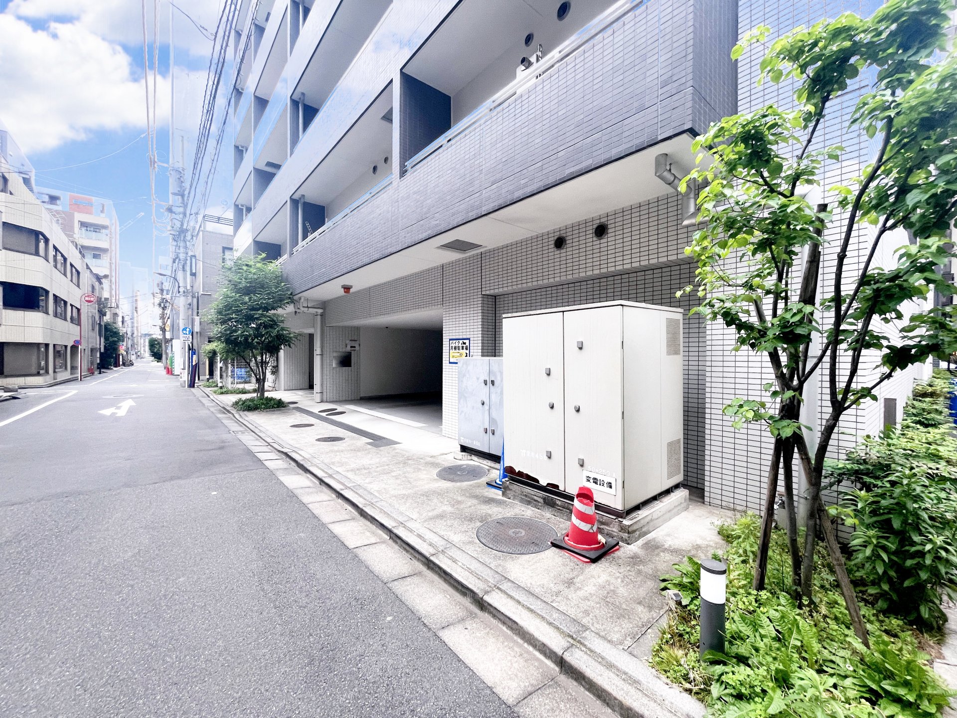 建物エントランス