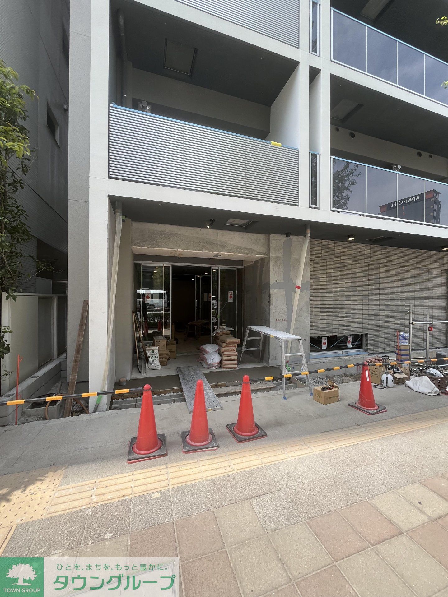 建物エントランス