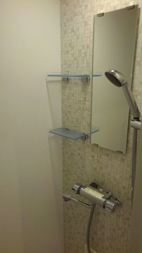 シャワールーム