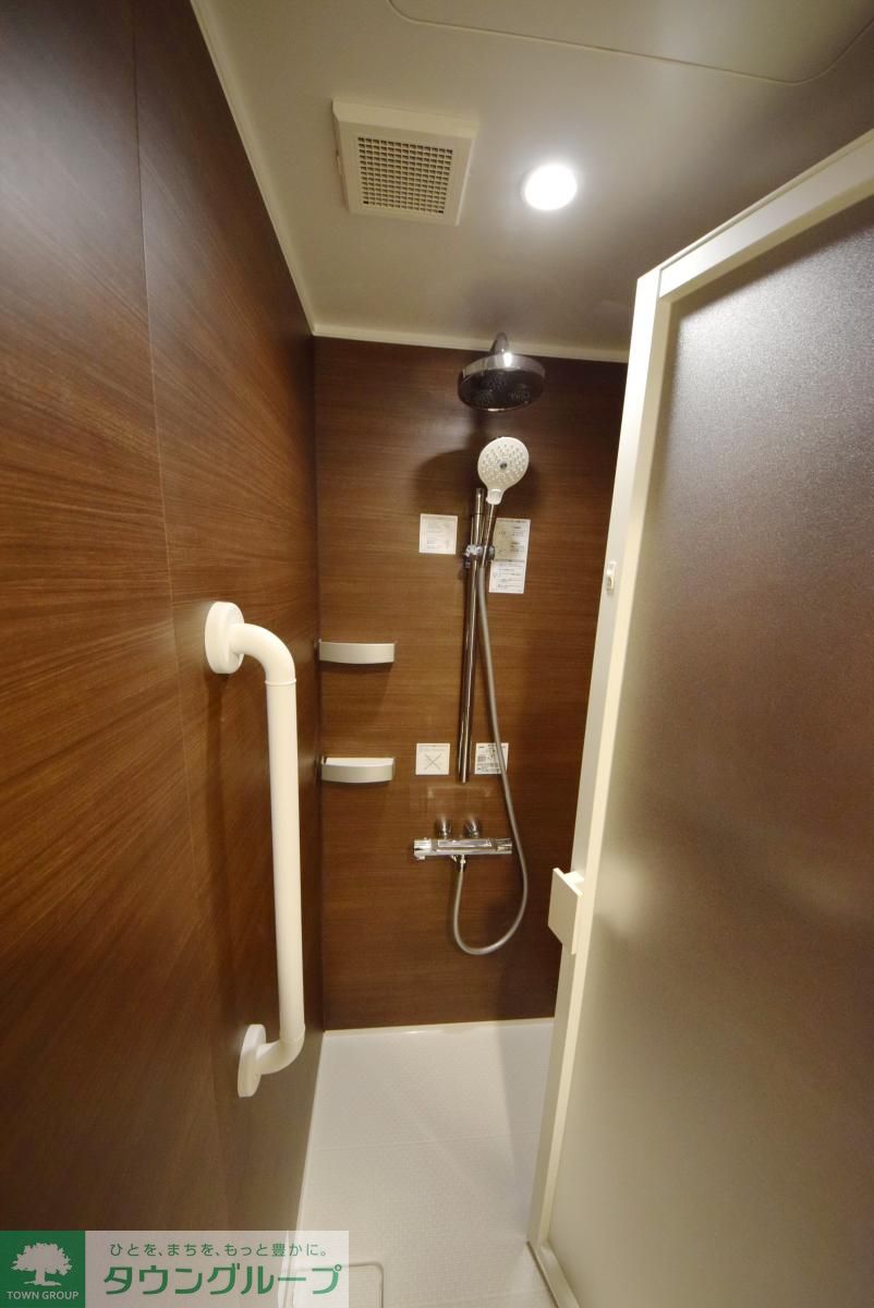 シャワールーム