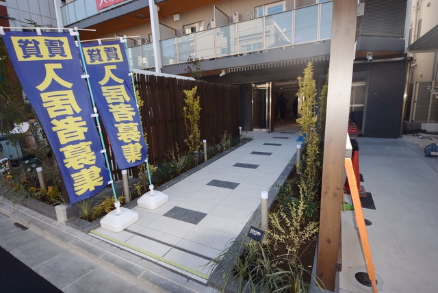 建物エントランス