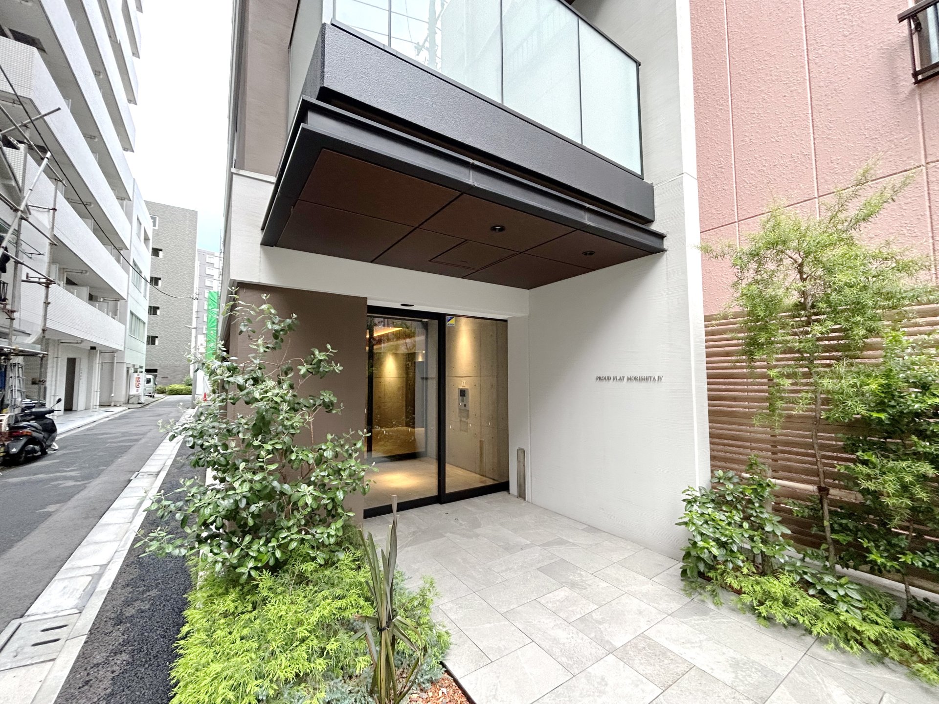 建物エントランス